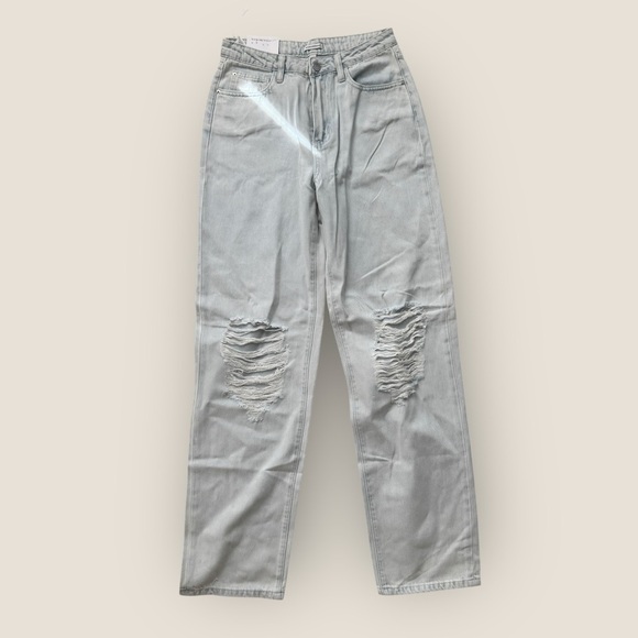 WeWoreWhat |  Mid Rise Distressed Straight Leg Jeans - Size 26 - Picture 3 of 10